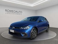 Blu metallizzato Usata 2022 VW Polo Life Tre volumi | 18.490 € (Buon prezzo)
