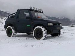 Nero Usata 1990 Suzuki Vitara SUV | 4000 €