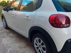 Bianco Usata 2017 Citroën C3 Live Due volumi | 8950 € (Buon prezzo)