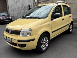 Beige Usata 2012 Fiat Panda Classica Tre volumi | 4200 €