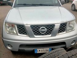 Usata 2005 Nissan Navara Pick-up | 14.500 € (Molto cara)