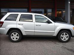 Argento Usata 2007 Jeep Grand Cherokee Limited SUV | 5500 €