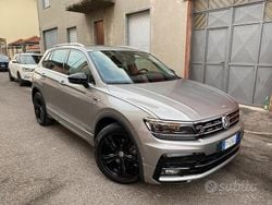 Grigio Usata 2019 VW Tiguan R-line SUV | 24.900 € (Buon prezzo)