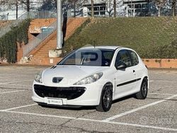 Bianco Usata 2010 Peugeot 206+ Due volumi | 3880 € (Buon prezzo)