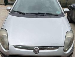 Grigio Usata 2011 Fiat Punto Evo Due volumi | 3000 € (Super prezzo)