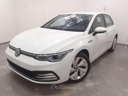 Pure white Usata 2021 VW Golf Style Tre volumi | 19.900 € (Ottimo prezzo)