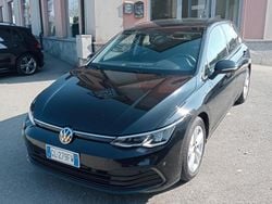 Nero Usata 2022 VW Golf Life Tre volumi | 17.990 € (Buon prezzo)