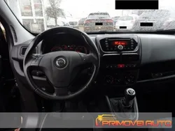 Nero Usata 2017 Opel Combo Edition Monovolume | 21.100 €