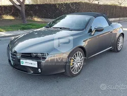 Grigio Usata 2007 Alfa Romeo Spider Exclusive Cabrio | 9400 € (Ottimo prezzo)