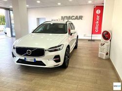 Bianco Usata 2022 Volvo XC60 Core SUV | 32.500 € (Buon prezzo)
