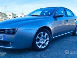 Argento Usata 2007 Alfa Romeo 159 Progression Tre volumi | 3990 € (Cara)