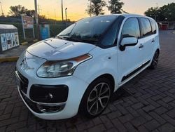 Bianco Usata 2009 Citroën C3 Picasso Exclusive Monovolume | 3000 € (Buon prezzo)