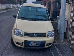 Giallo Usata 2007 Fiat Panda 4x4 Climbing Due volumi | 3500 € (Buon prezzo)
