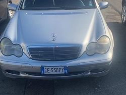 Usata 2003 Mercedes C200 Tre volumi | 2300 €