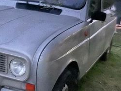 Grigio Usata 1982 Renault R4 | 4500 €