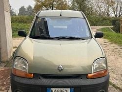 Verde Usata 2001 Renault Kangoo Monovolume | 2000 €