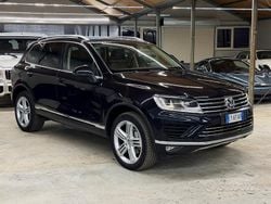 Nero Usata 2015 VW Touareg SUV | 16.900 € (Buon prezzo)