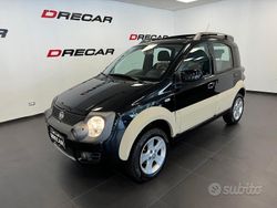 Nero Usata 2010 Fiat Panda Cross Cross Due volumi | 9000 € (Cara)