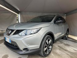 Grigio Usata 2015 Nissan Qashqai Tekna SUV | 10.999 € (Buon prezzo)