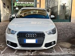 Bianco Usata 2014 Audi A1 Attraction Due volumi | 10.650 € (Buon prezzo)