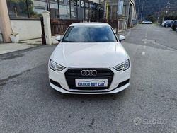 Bianco Usata 2020 Audi A3 Business Tre volumi | 19.499 € (Ottimo prezzo)