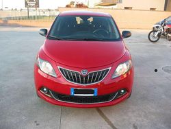 Rosso / pastello Usata 2023 Lancia Ypsilon Gold Due volumi | 12.900 € (Buon prezzo)