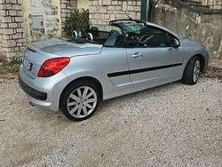Usata 2007 Peugeot 207 CC Cabrio | 2800 € (Cara)