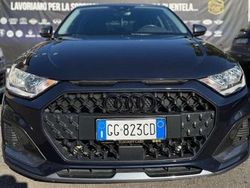 Blu notte Usata 2021 Audi A1 Ambiente Tre volumi | 22.200 € (Buon prezzo)