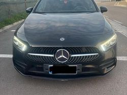 Nero Usata 2019 Mercedes A180 Tre volumi | 20.000 €
