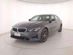 Grigio Usata 2022 BMW 320 Sport Line Tre volumi | 31.900 € (Buon prezzo)