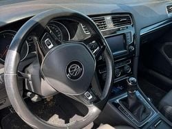 Usata 2013 VW Golf VII Comfortline Tre volumi | 6500 € (Buon prezzo)