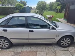 Usata 2001 Volvo S40 Tre volumi | 2000 €