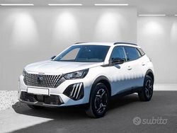 Bianco(met.) Nuova 2025 Peugeot 2008 Allure SUV | 26.390 € (Buon prezzo)