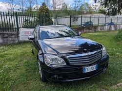 Nero Usata 2008 Mercedes C180 Classic Station wagon | 9299 € (Buon prezzo)