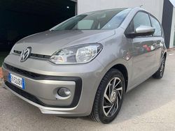 Grigio Usata 2019 VW up! Move Due volumi | 8800 € (Buon prezzo)