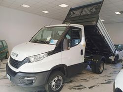Bianco Usata 2021 Iveco Daily | 34.000 € (Molto cara)