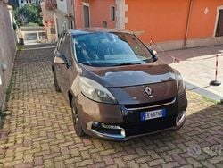 Marrone Usata 2012 Renault Scénic III XMOD Monovolume | 2700 € (Super prezzo)