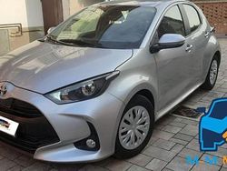 Grigio Usata 2023 Toyota Yaris Active | 16.990 € (Super prezzo)