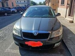 Usata 2009 Skoda Octavia Ambition Tre volumi | 2000 €