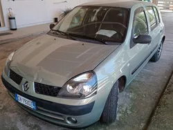 Usata 2003 Renault Clio II Due volumi | 1300 € (Ottimo prezzo)