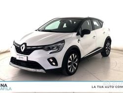Bianco tetto nero Usata 2021 Renault Captur Intens SUV | 15.900 € (Buon prezzo)