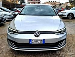 Grigio Usata 2021 VW Golf Style Tre volumi | 18.998 € (Buon prezzo)