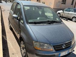 Usata 2004 Fiat Idea Monovolume | 2800 € (Buon prezzo)