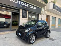Nero Usata 2021 Smart ForTwo Electric Drive Pure Due volumi | 9990 € (Buon prezzo)