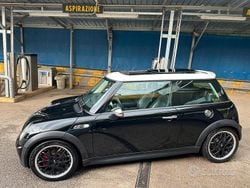 Nero Usata 2003 Mini Cooper Due volumi | 4600 € (Molto cara)