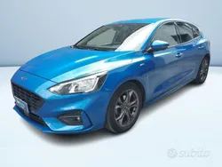 Blu Usata 2021 Ford Focus ST-Line Tre volumi | 18.500 € (Cara)