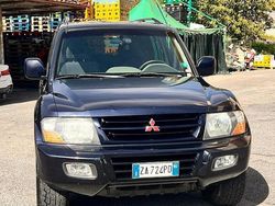 Blu Usata 2001 Mitsubishi Pajero SUV | 7900 € (Buon prezzo)