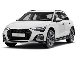 Bianco Nuova 2025 Audi A3 Business Tre volumi | 36.100 € (Super prezzo)