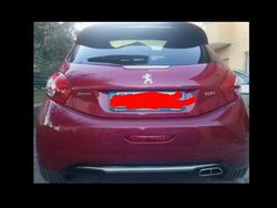 Usata 2014 Peugeot 208 Due volumi | 9500 € (Buon prezzo)