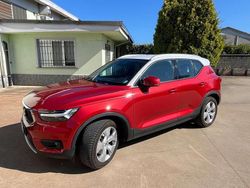 Rosso Usata 2018 Volvo XC40 Momentum SUV | 19.900 € (Buon prezzo)